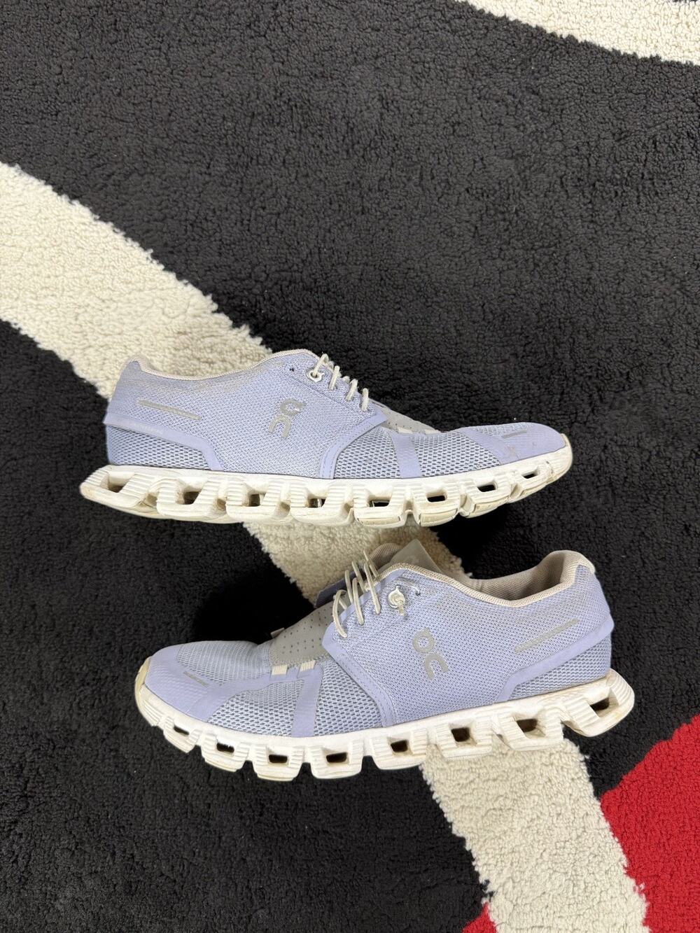 On Cloud 5 Running Shoes Womens 7.5 Lavender Athletic Sneaker Casual